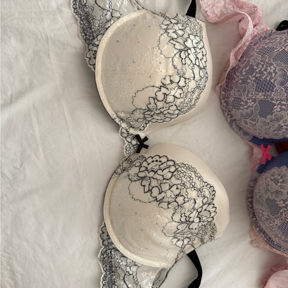 PINK Victoria's Secret Cream and Black Lace Bra